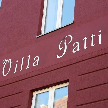 Sunny Apartment At Rostock - Pink Exterior photo